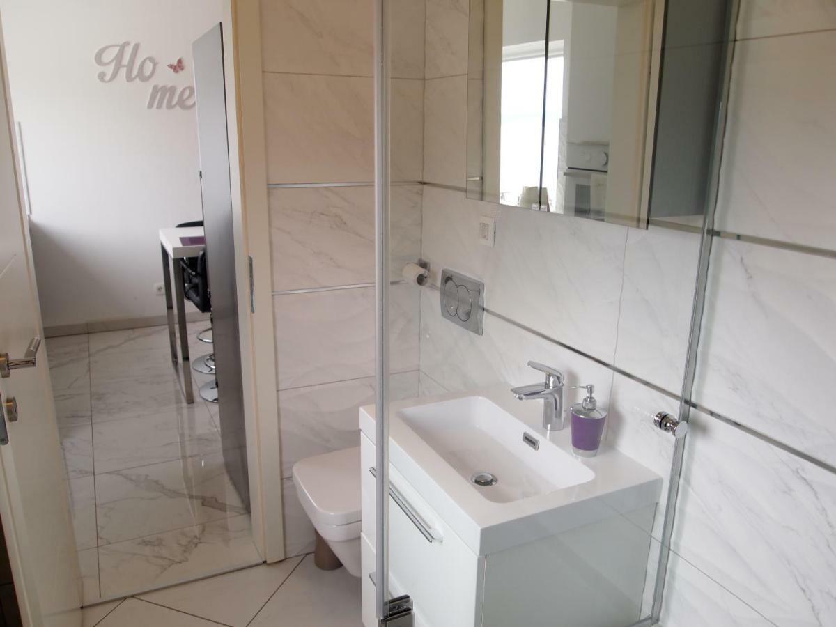 Panoramic View Apartments Crikvenica Ev Station Available المظهر الخارجي الصورة
