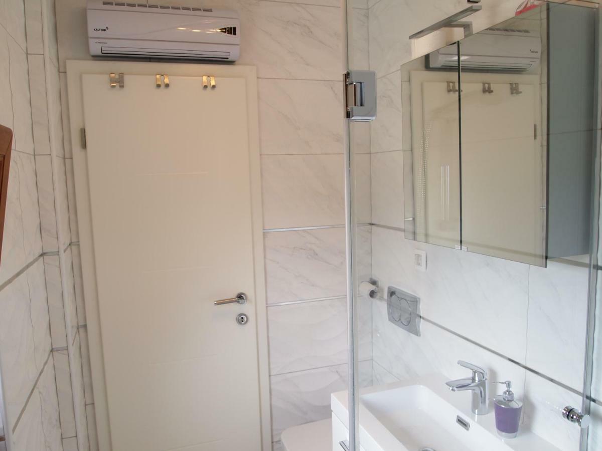 Panoramic View Apartments Crikvenica Ev Station Available المظهر الخارجي الصورة